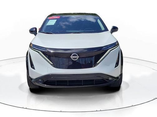 2t Wht Blk Roof 2024 Nissan ARIYA EVOLVE+