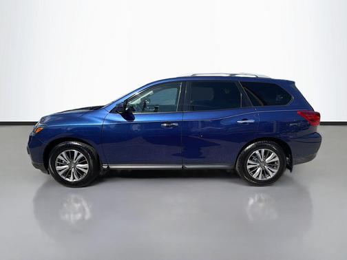 2020 Nissan Pathfinder S