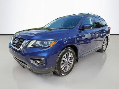 2020 Nissan Pathfinder S
