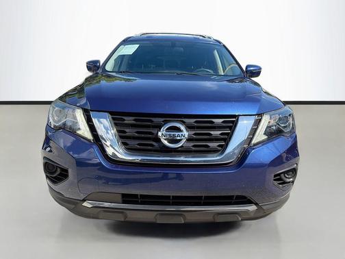 2020 Nissan Pathfinder S