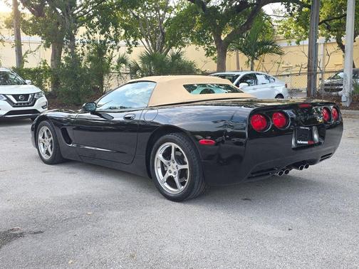 Onyx Black 2002 Chevrolet Corvette Base