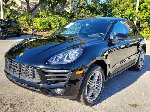 2017 Porsche Macan S