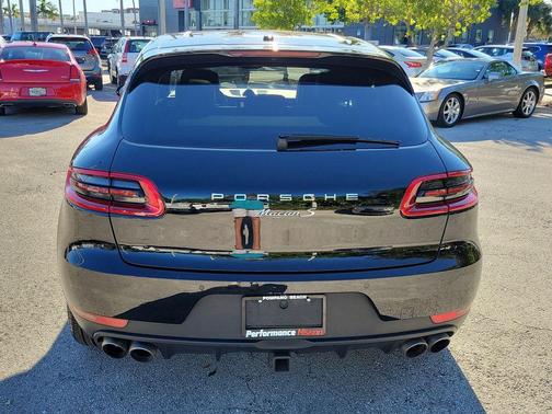 2017 Porsche Macan S