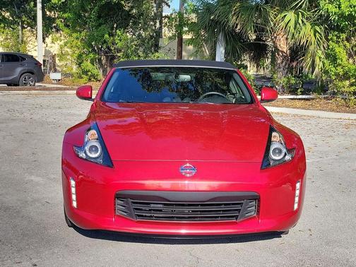 2019 Nissan 370Z Touring