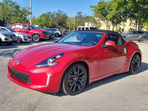 2019 Nissan 370Z Touring