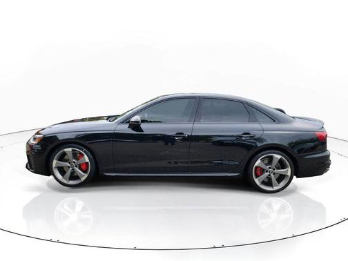 2023 Audi A4 45 S line Premium Plus