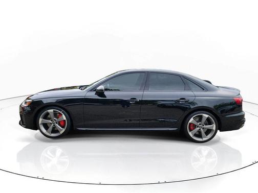 2023 Audi A4 45 S line Premium Plus