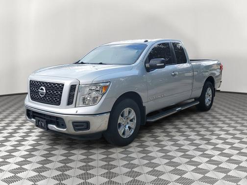 2019 Nissan Titan SV