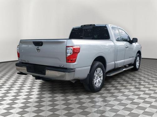 2019 Nissan Titan SV