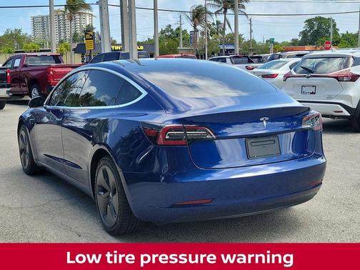 Blue 2020 Tesla Model 3 Standard Range Plus