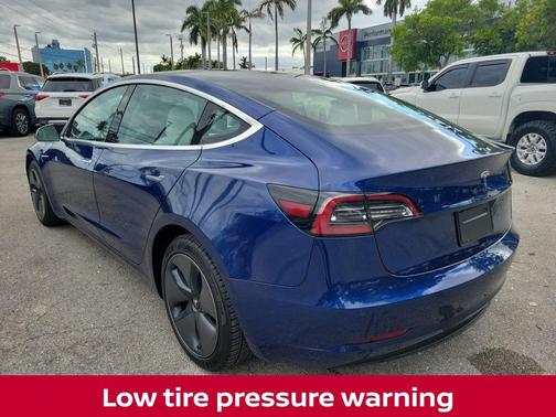 Blue 2020 Tesla Model 3 Standard Range Plus