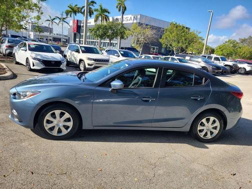 2016 Mazda Mazda3 i Sport