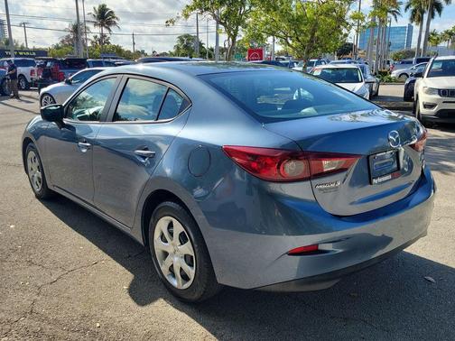2016 Mazda Mazda3 i Sport