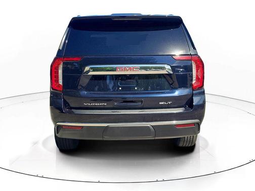 Midnight Blue Metallic 2021 GMC Yukon SLT