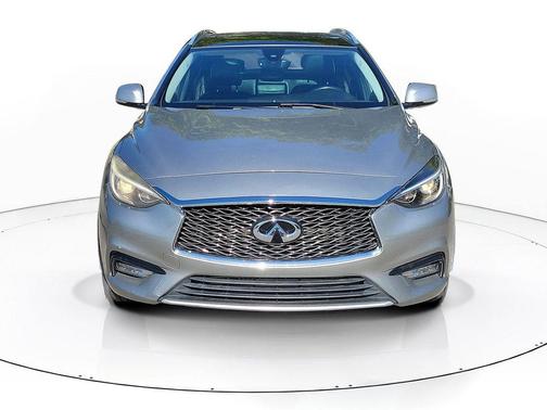 2018 INFINITI QX30 Premium