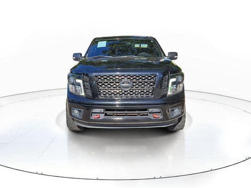 2018 Nissan Titan SV