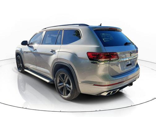 2021 Volkswagen Atlas 3.6 V6 SE w/ Technology R-Line
