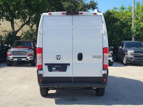 Bright White Clearcoat 2025 RAM ProMaster 2500 High Roof