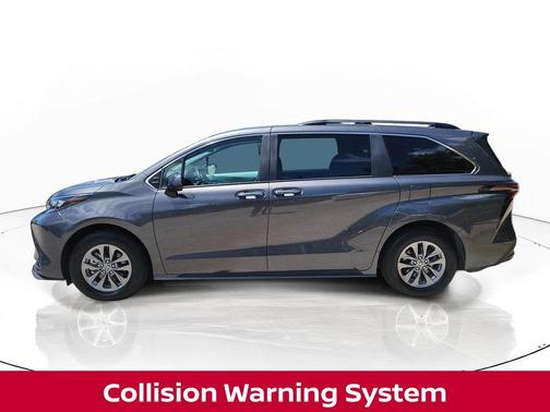 Magnetic Gray Metallic 2025 Toyota Sienna XLE