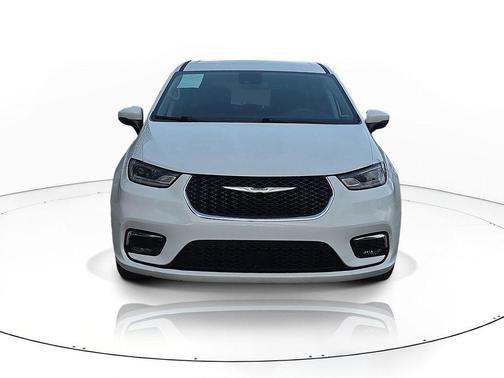 Bright White Clearcoat 2023 Chrysler Pacifica Touring-L