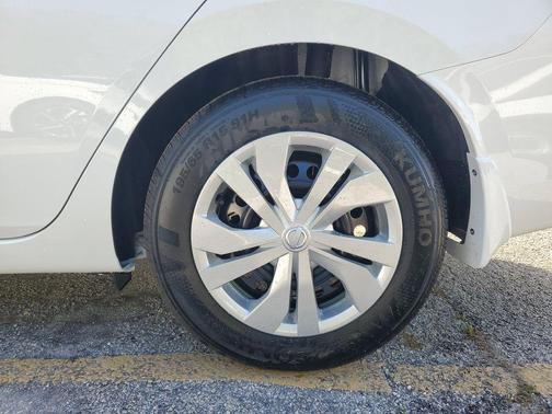 2025 Nissan Versa S