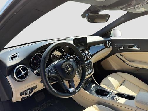 2018 Mercedes-Benz CLA 250 Base