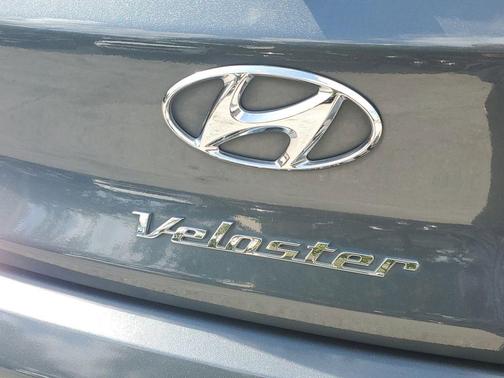 2019 Hyundai Veloster Turbo