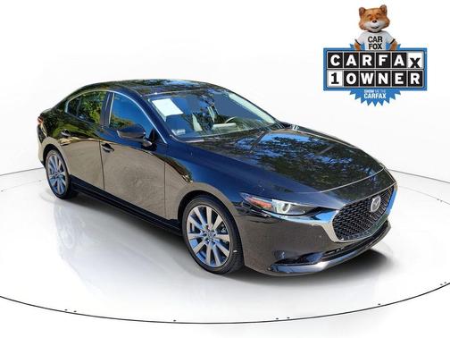 Jet Black Mica 2022 Mazda Mazda3 FWD w/Preferred Package