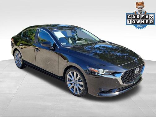 Jet Black Mica 2022 Mazda Mazda3 FWD w/Preferred Package