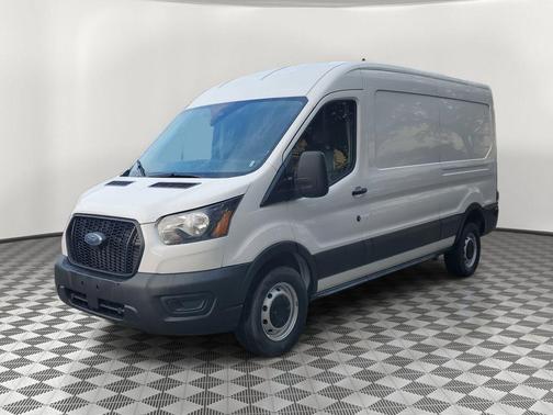 2024 Ford Transit-250 148 WB Medium Roof Cargo