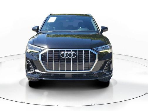 2023 Audi Q3 45 S line Premium