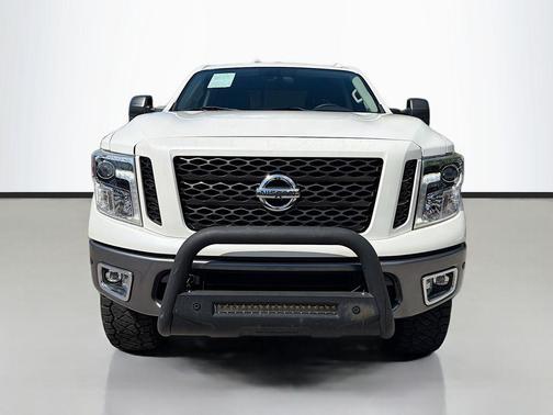 2019 Nissan Titan PRO-4X