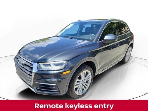 Manhattan Gray Metallic 2018 Audi Q5 2.0T Tech Premium