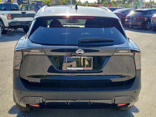 2026 Nissan Kicks SV