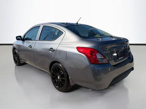 2016 Nissan Versa 1.6 S