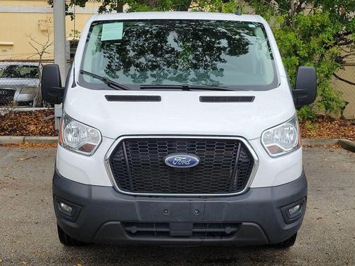 2022 Ford Transit-250 Base