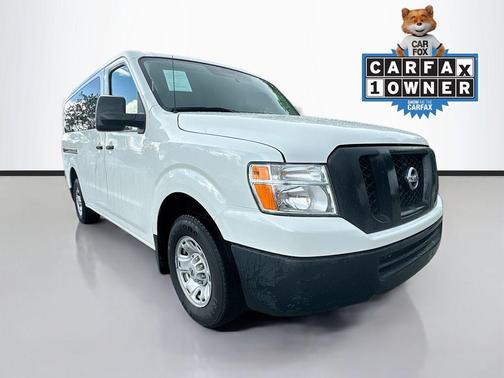 2017 Nissan NV Passenger NV3500 HD SV V6/SV V8