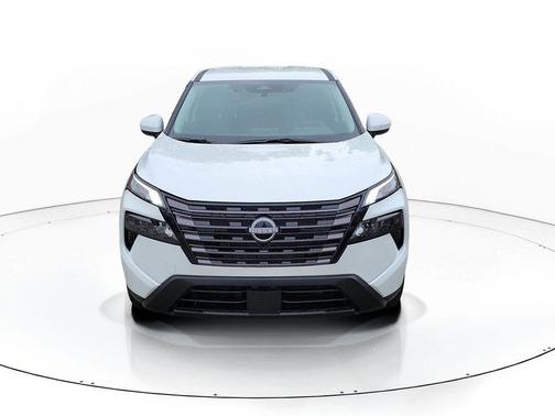 Everest White P 2026 Nissan Rogue SV