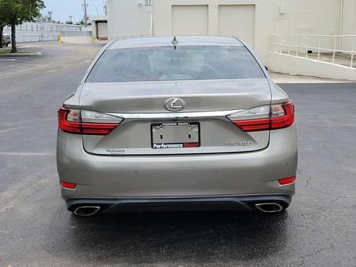Silver 2017 Lexus ES 350 Base