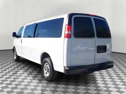 2023 GMC Savana 3500 LS