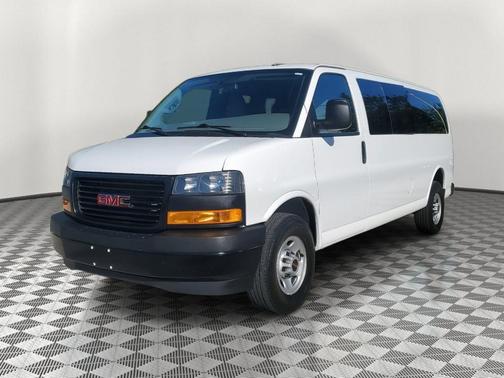2023 GMC Savana 3500 LS