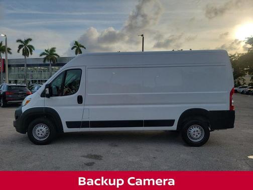 Bright White Clearcoat 2025 RAM ProMaster 3500 High Roof