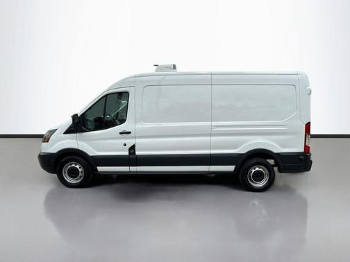 2015 Ford Transit-250 148 WB Medium Roof Cargo