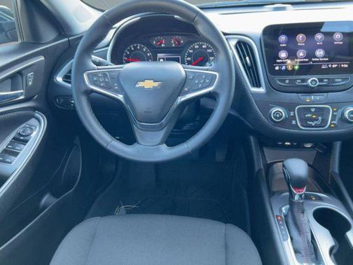 2024 Chevrolet Malibu FWD RS