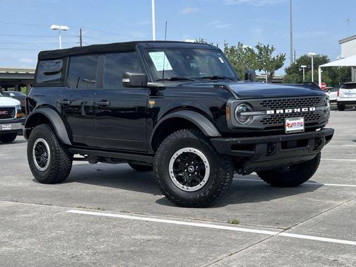 2022 Ford Bronco Badlands