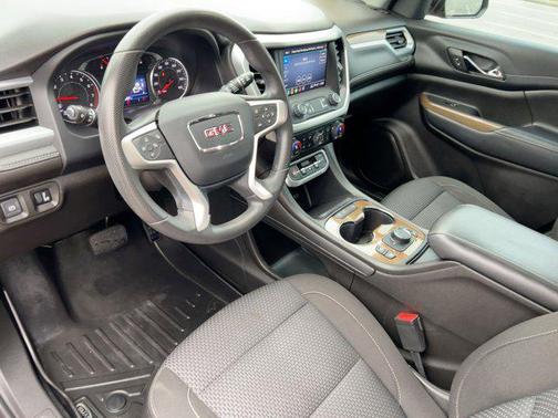 2022 GMC Acadia FWD SLE