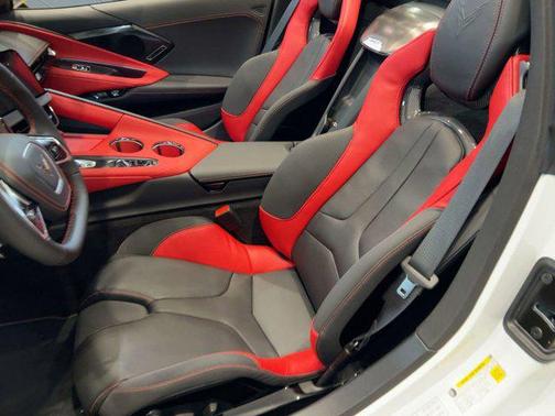 2026 Chevrolet Corvette Stingray w/2LT