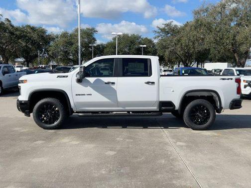 2026 Chevrolet Silverado 2500 Custom