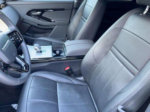 2024 Land Rover Range Rover Evoque Core S