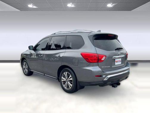 2020 Nissan Pathfinder S 2WD